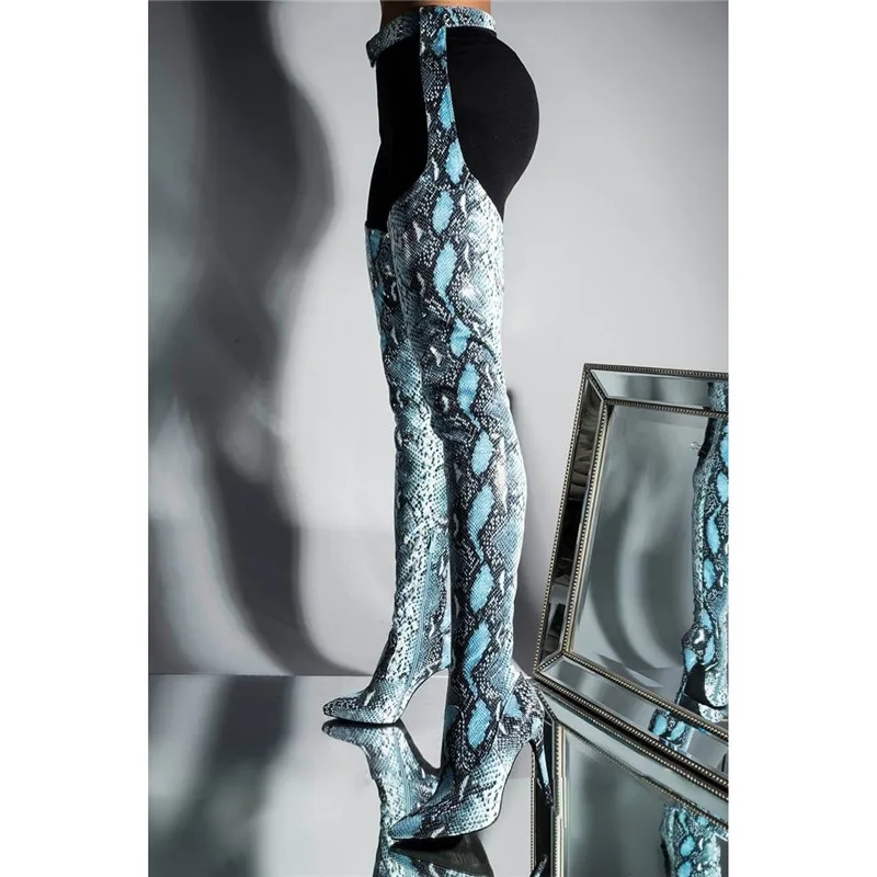 westloop-bluesnake_blue-snake_6_6