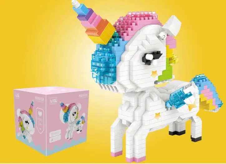 800pcs Diamond Rainbow Unicorn Anime Action Figure Cube
