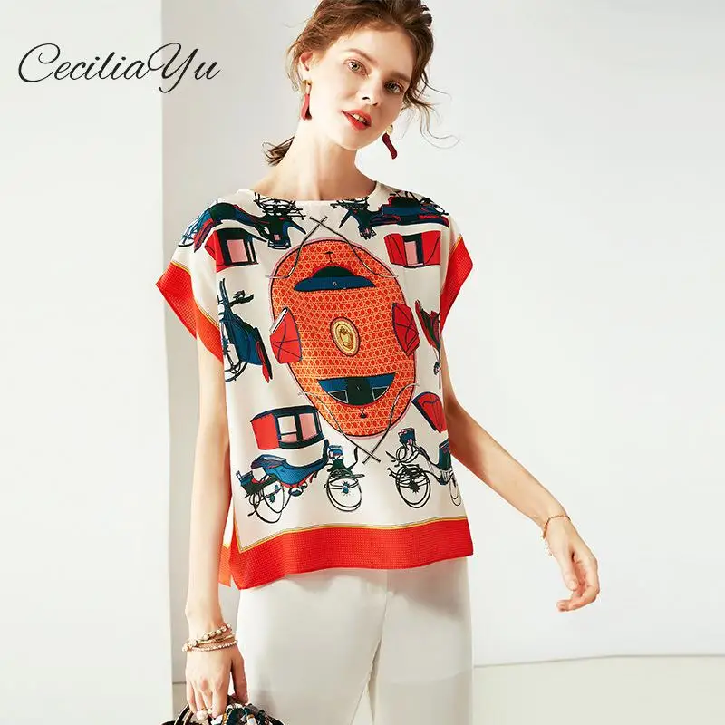 

Women Clothes 2019 Summer New Women's Fashion Cartoon Print Silk T-shirt Women's Bat Sleeve Top T Shirt Women Ceciliayu