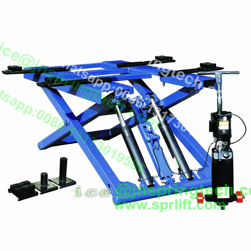 

Scissor car lift designed movable for car lifting