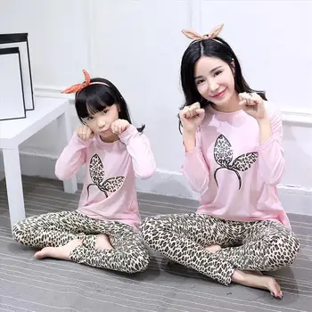 

Mother Daughter Pajamas Mum Mother and Daughter Matching Clothes Baby Pajamas Kids Animal Girls Sleepwear Spring Night Suit Cute