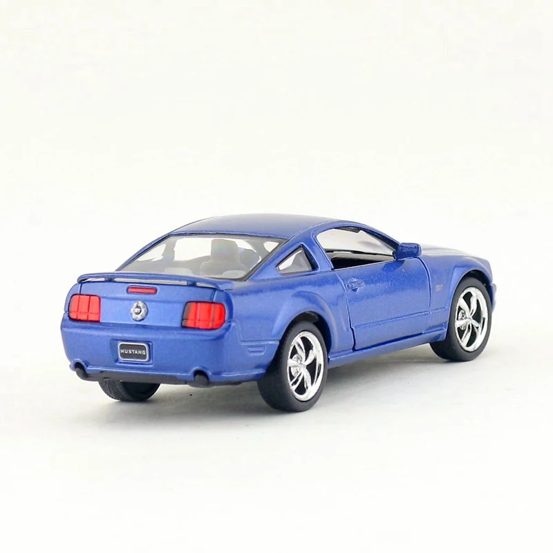 2006GT (17)