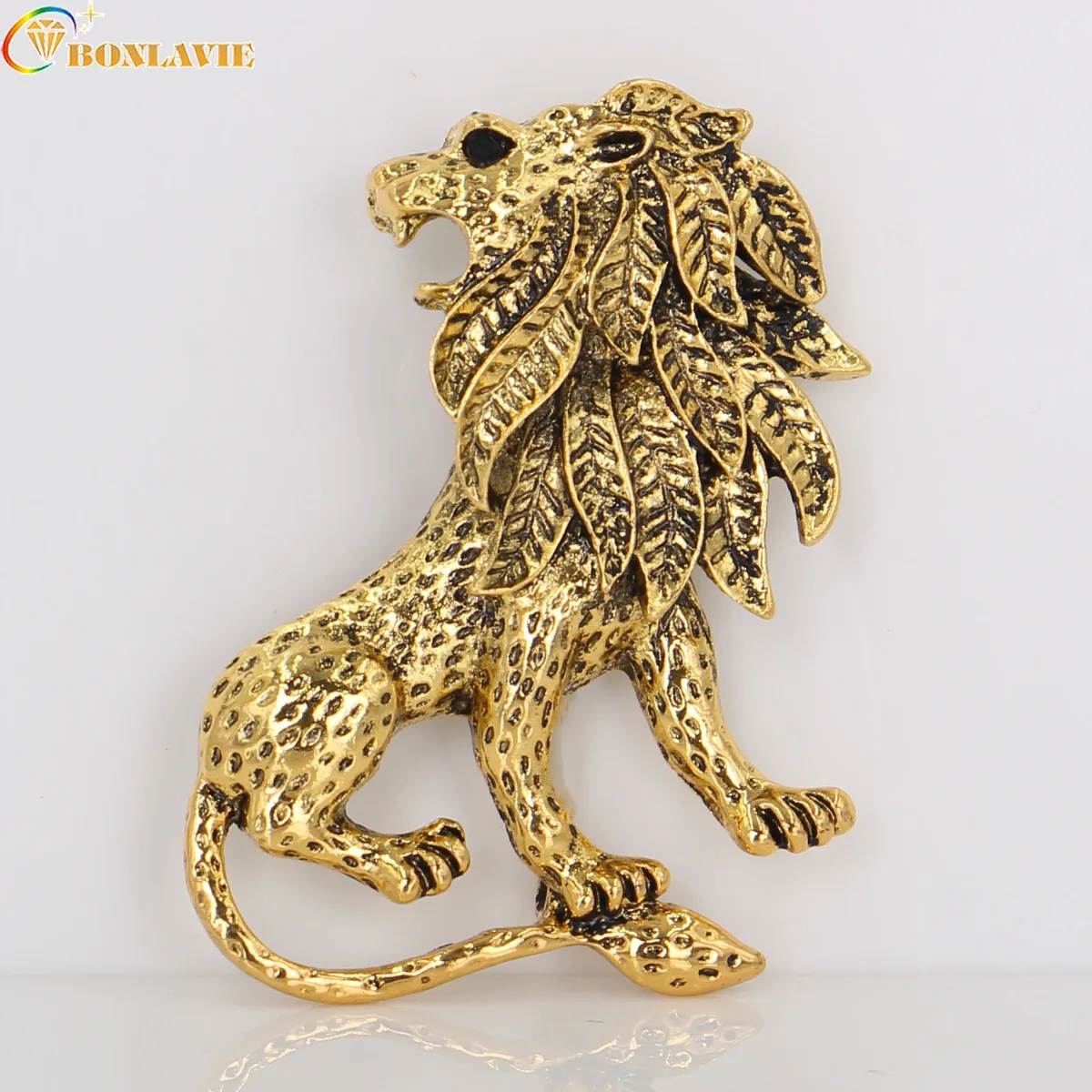 

Fashion Animal Men Suit Brooch Vintage Gold Silver Color Lion Brooch Lapel Pins Male Jewelry Acccessories
