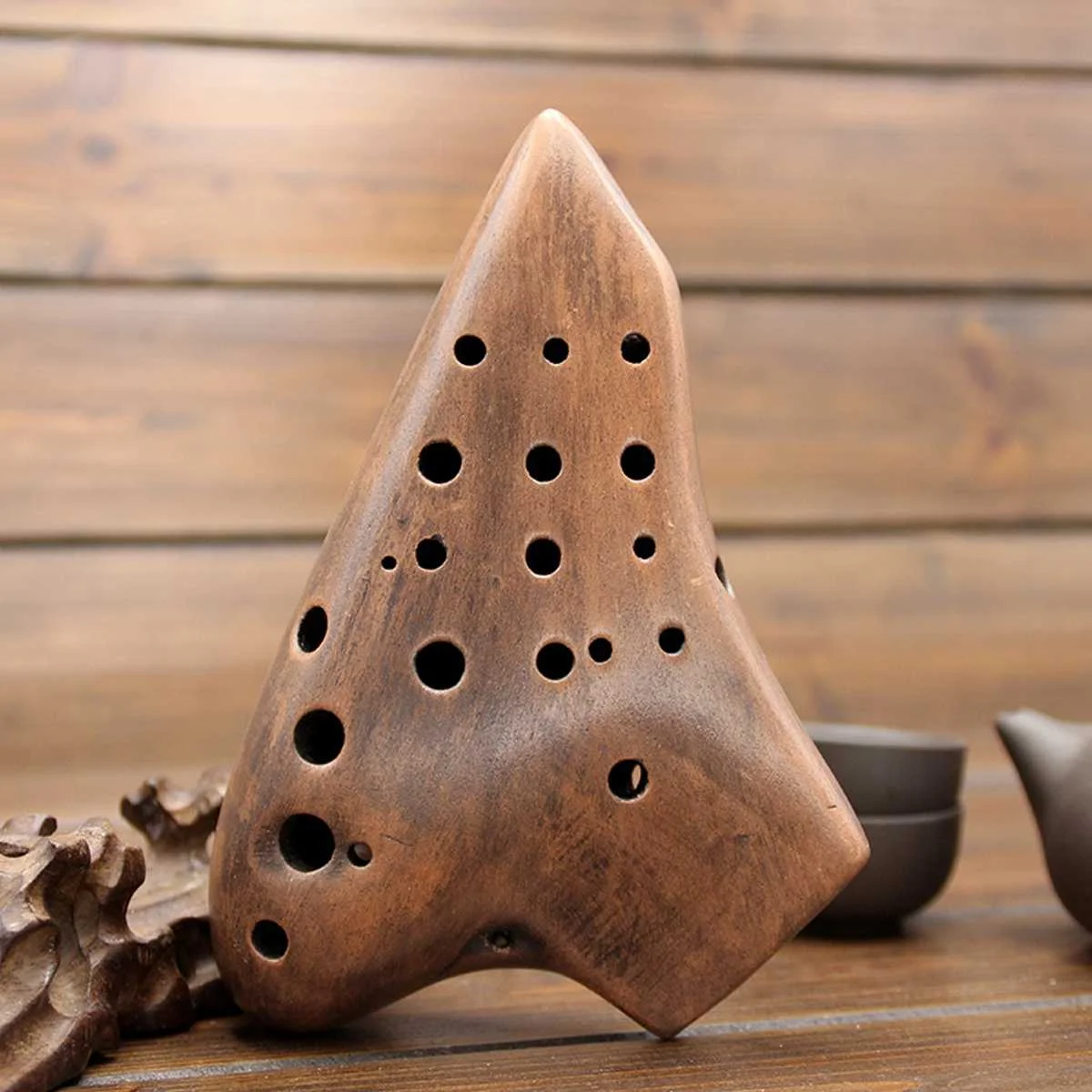 

2019 Wholesale Three Tube Midrange C Key Ocarina Smoked Vintage Ceramic Ocarina Hand Made Piccolo Flute Instrumentos Musicales