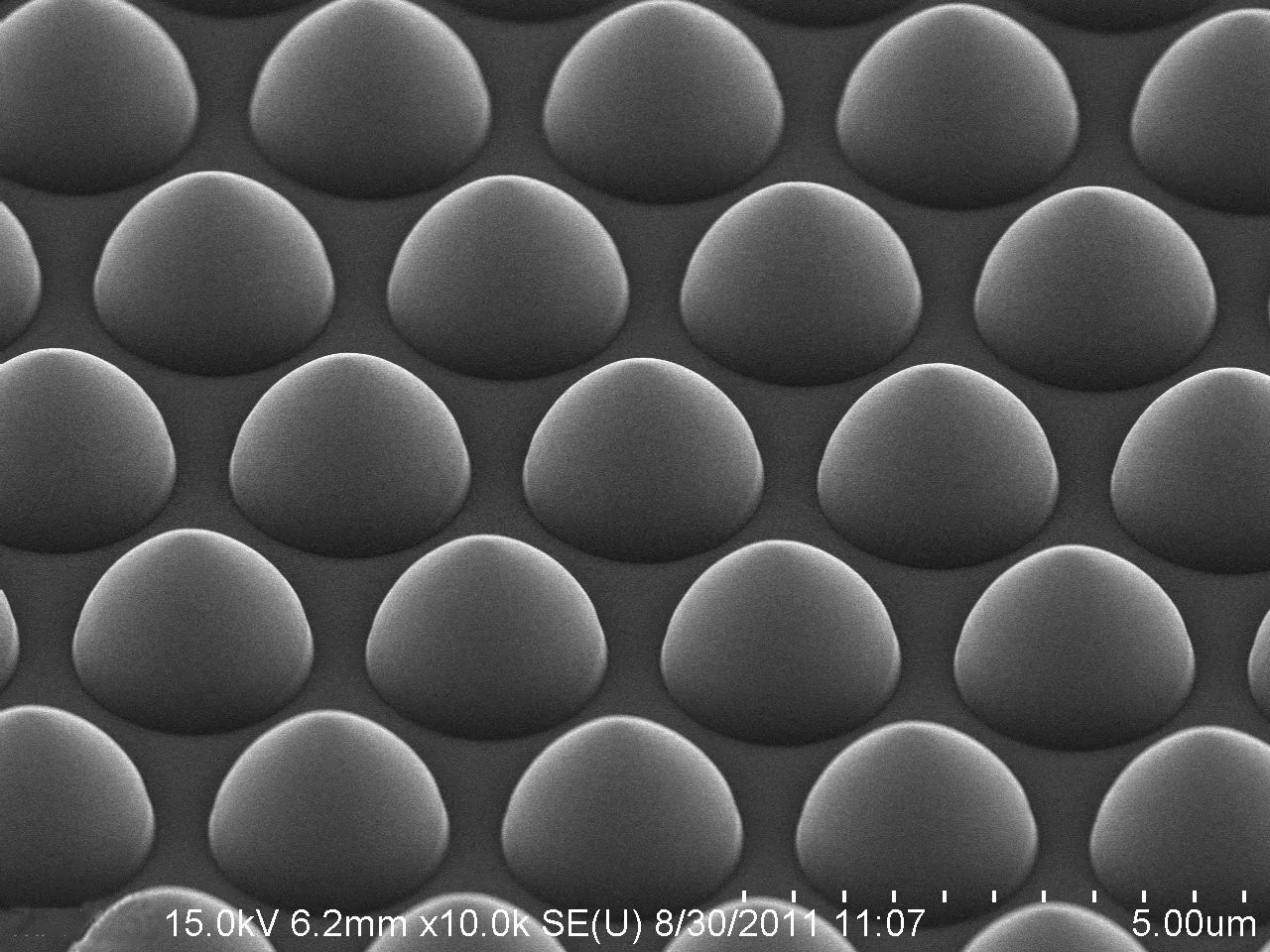 

Patterned Sapphire Substrate - 2 Inch PSS