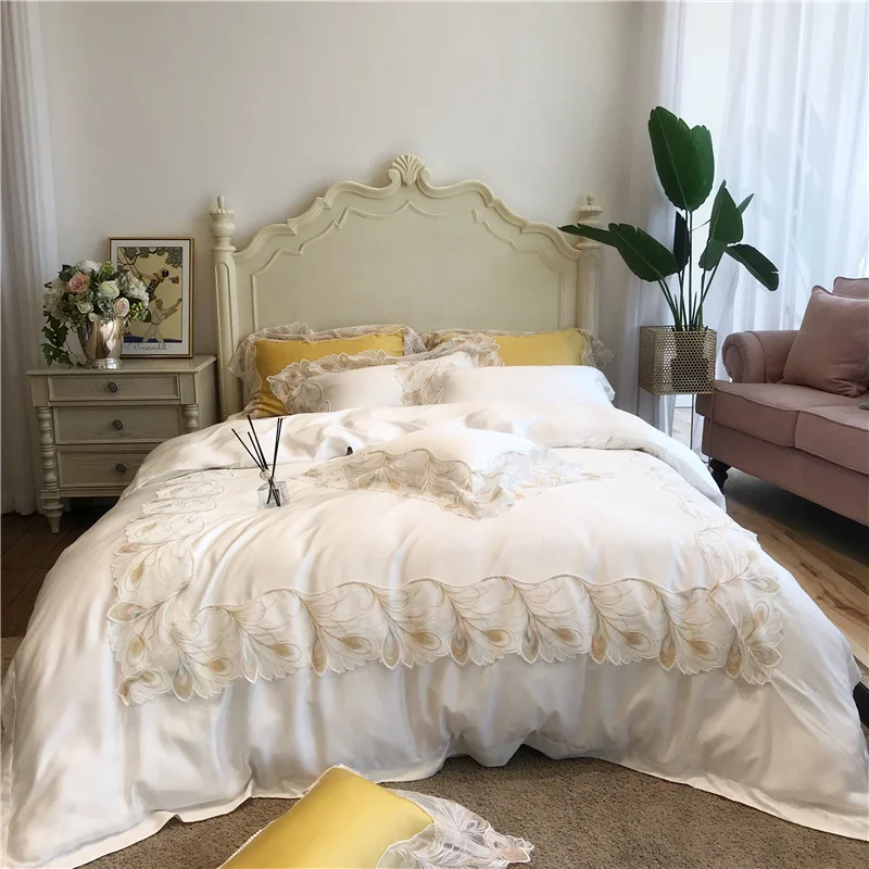 

Luxury 80S Tencel White delicate lace Bedding Set Super Silky Soft Duvet Cover Set Bed Sheet Pillowcases Queen King Size 4/5Pcs