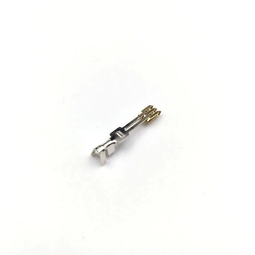 SATA_crimp_Terminal_4