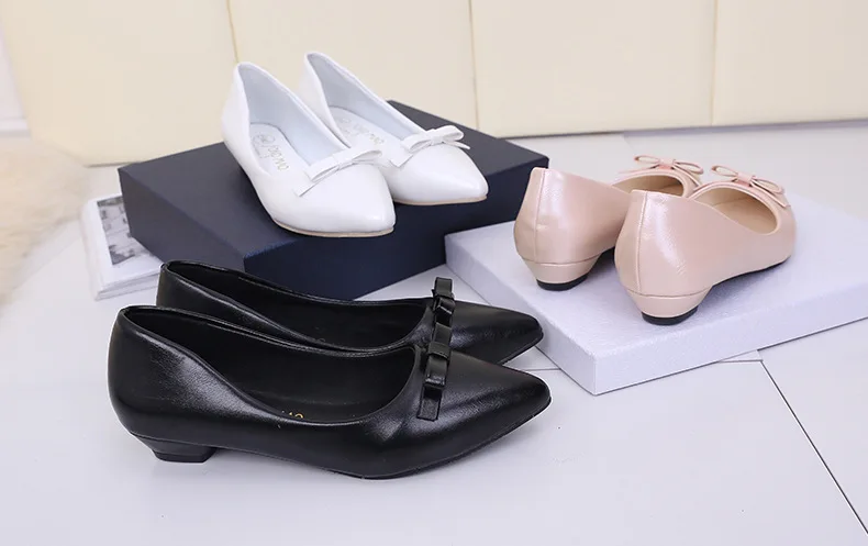 Обувь на толстом каблуке с бантом; женская летняя профессиональная обувь; Рабочая обувь с закрытым носком; женские повседневные туфли-лодочки на низком каблуке; WSH3178