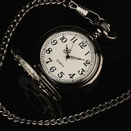 

NEW VINTAGE CLASSIC QUARTZ POCKET WATCH W CHAIN 55 US freeship