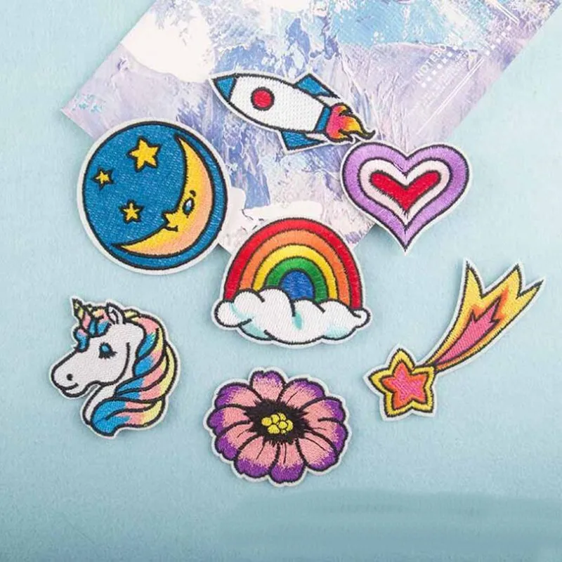 

Cartoon Moon Flowers Love Badges Parches Embroidered Iron On Patches For DIY Cloth Patch Fashion Design Motif Applique Badge
