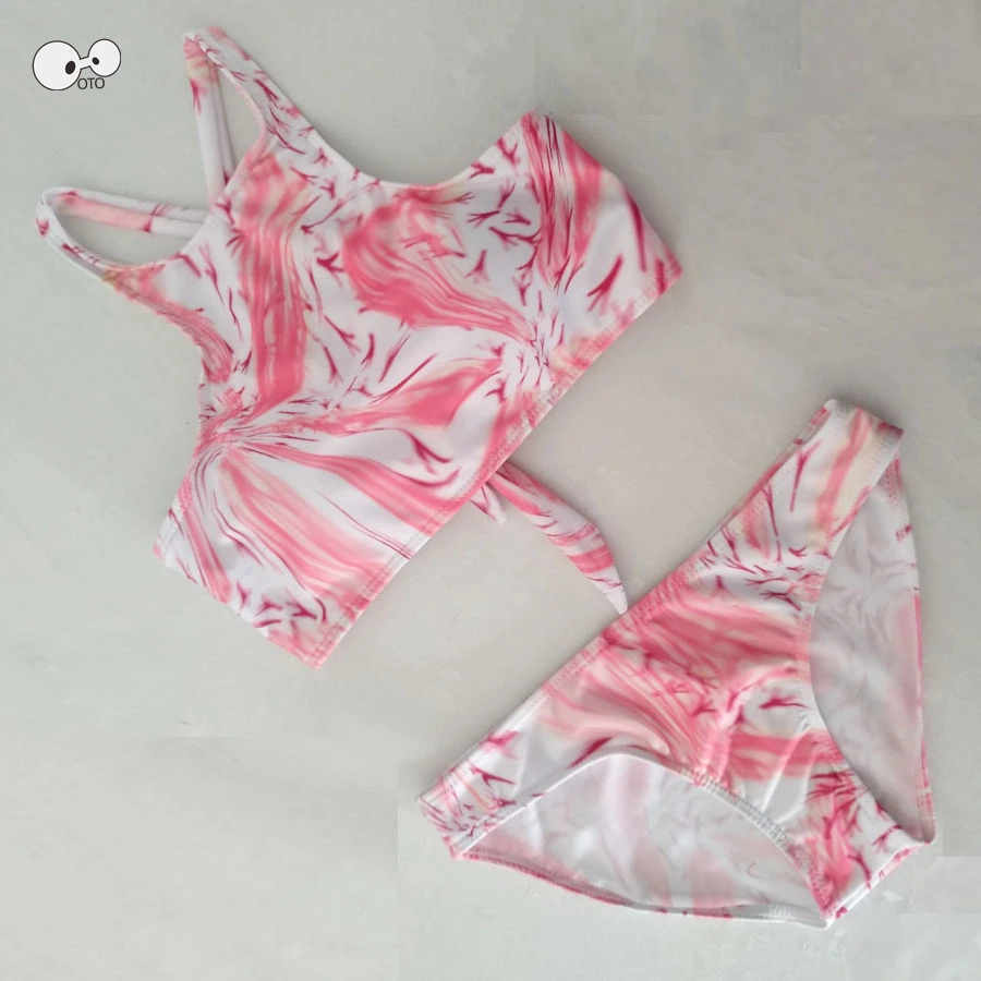 New Sexy Women Bikinis Set Beach Swimwear Pink Graffiti Printed Halter Swimsuits Women Bandage