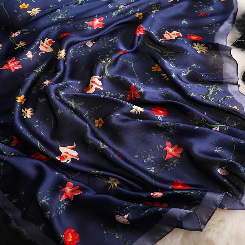 2019 Испания роскошный бренд геометрический плед шелковый шарф дамы высокого качества печати Мягкие платки и обертывания бандана Bufandas