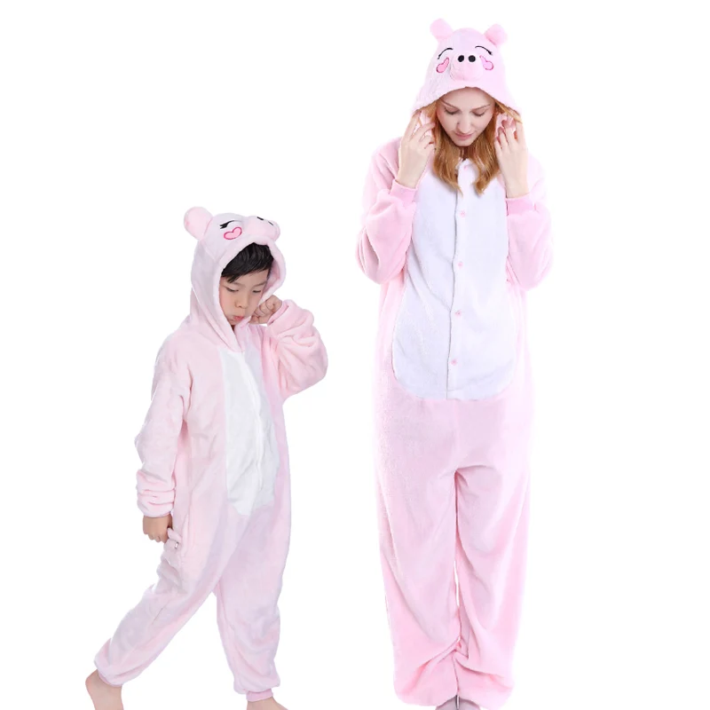 16 Style Flannel Animal Family Matching Pajamas Outfits Winter Hooded Pegasus Unicorn Panda Pyjamas Onesie Mother Kids Sleepwear - Цвет: Pig
