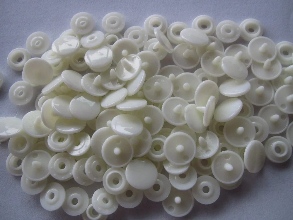 

Free shipping 20 sets T3(10.7mm) KAM B22 Ivory color snap button for sewing baby color plastic fastener snap button
