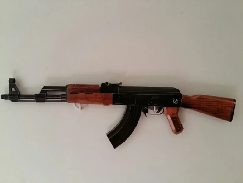 AK47 Lifesize Штурмовая винтовка ремесло может демонтировать Magzine 3D бумажный модельный комплект