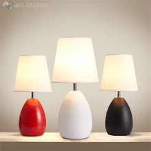 Современные индивидуальные металлические настольные лампы ткань абажур настольные светильники Гостиная спальня прикроватные гостиничные декоративные лампы для внутреннего освещения