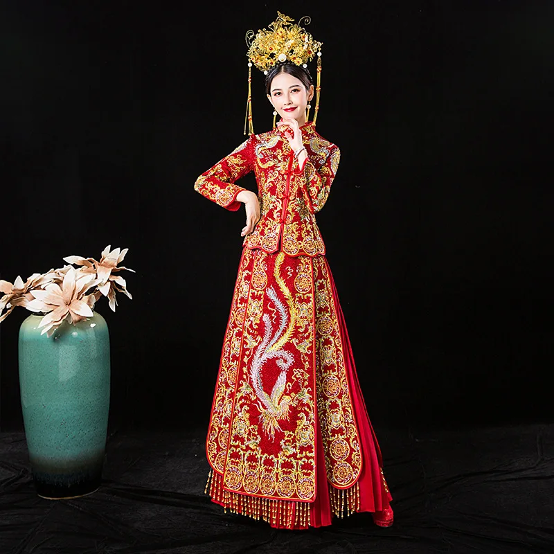 

Long Oriental Ancient Wedding Cheongsam Women's Phoenix Embroidery Dragon Qipao Chinese Star Same Style Bride Toast Clothing