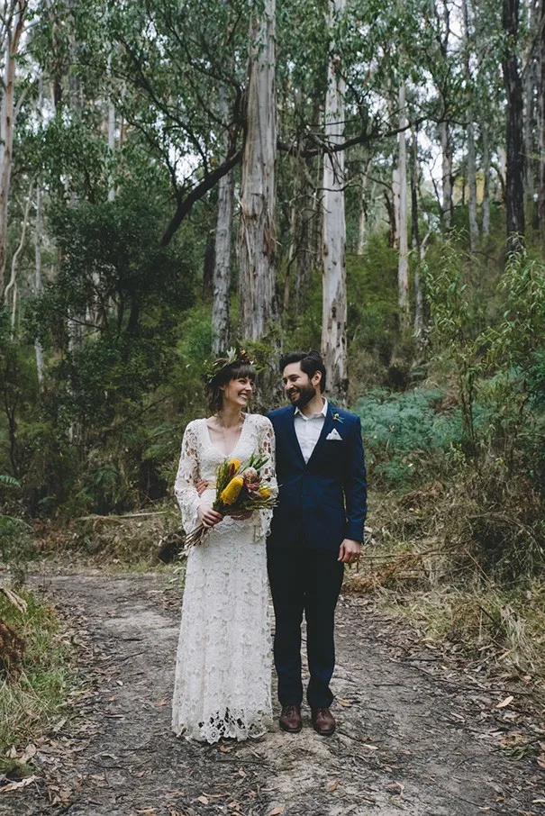 2016-Bohemian-Style-Wedding-Dresses-A-Line-V-Neck-with-Long-Sleeve-vestido-de-noiva (4)