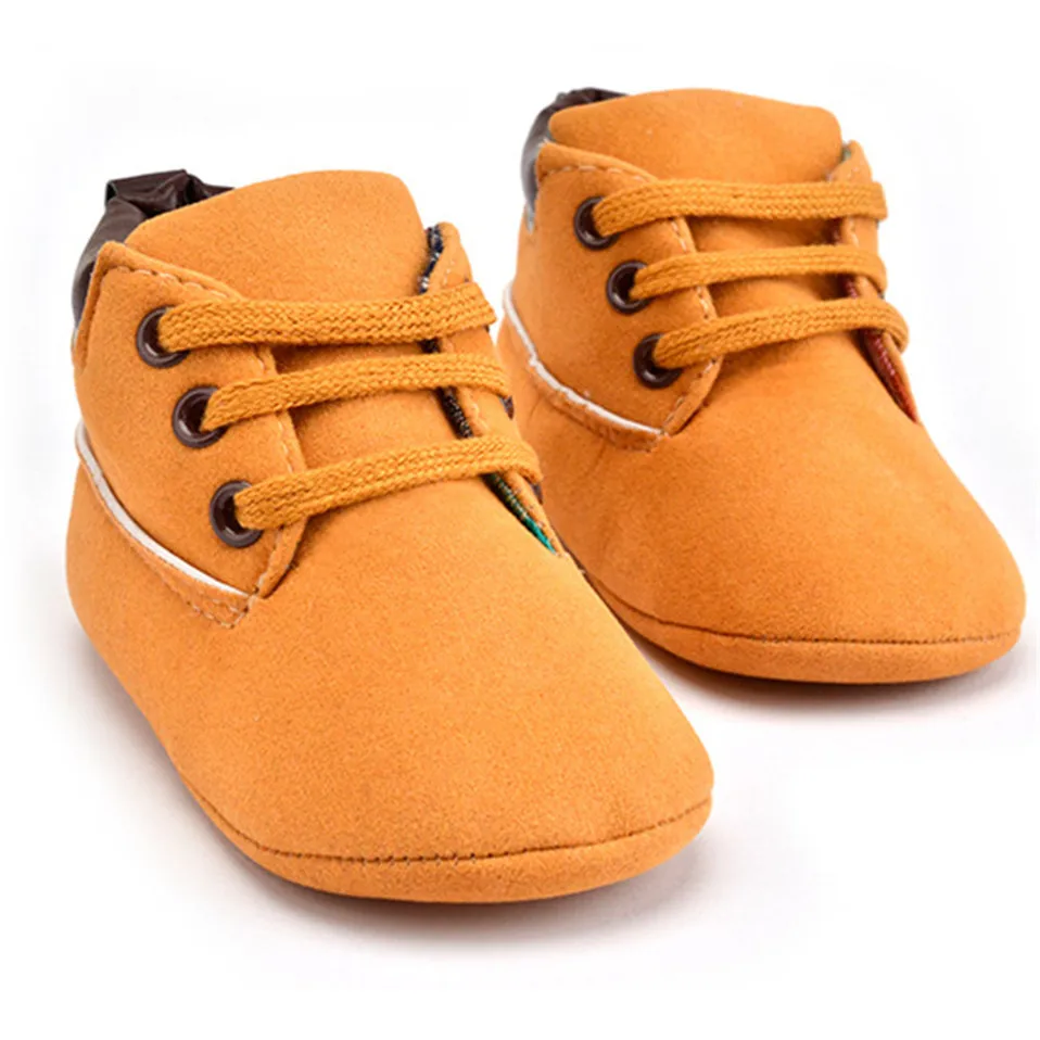 Классические Красивые первые ходунки для новорожденных мальчиков и девочек; обувь из искусственной кожи; ботинки с мягкой подошвой для маленьких детей 0-18 месяцев