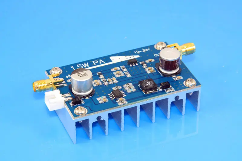 

10MHz-500MHZ 1.5W Amplifier HF FM VHF UHF FM transmitter broadband RF power amplifier for ham radio with Heatsink