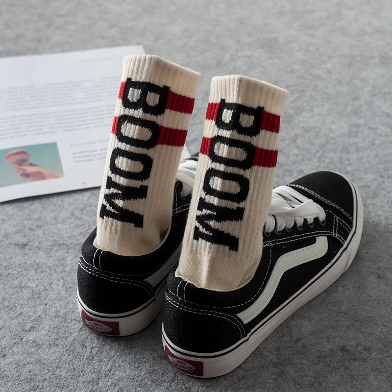 

New Harajuku Style Casual Socks Street Hip-Hop Letters Socks Men and women Stripe socks Two Bars Tide socks