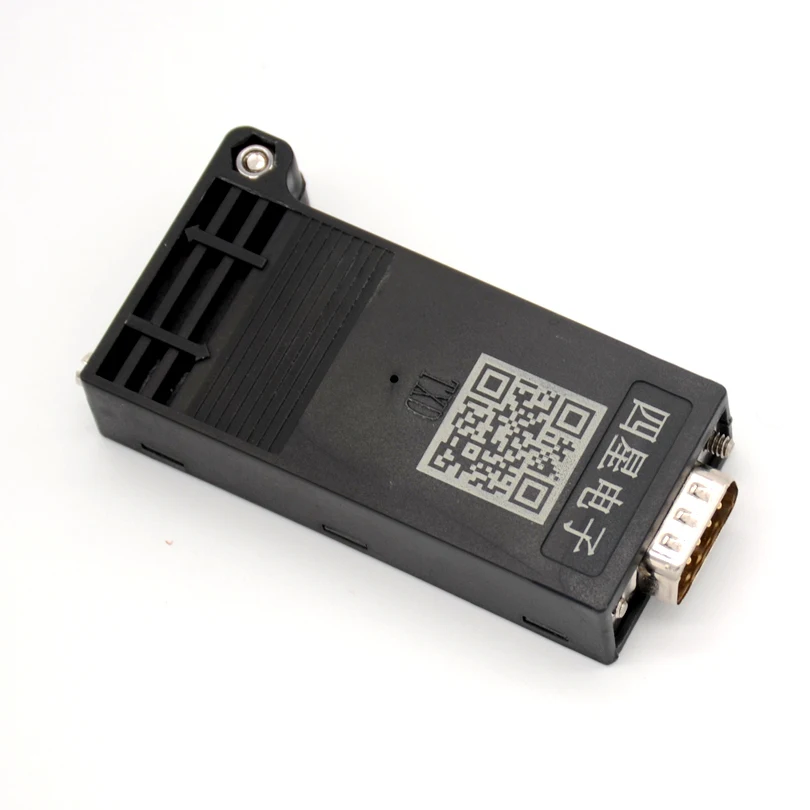 Изолированный разъем для шины PROFIBUS с защитой от молнии установленный на 180