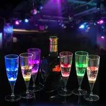 Новейший горячий светодиодный напиток мигающий свет шампанского мартини Маргарита бокал для вина, кружка Вечерние