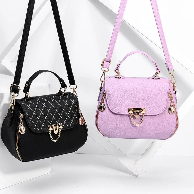 

Women Vintage PU Shoulderbag Female Casual Rivet Handbag Lady High Capacity Travel Daypack Classy All-match Crossbody Bag ARong