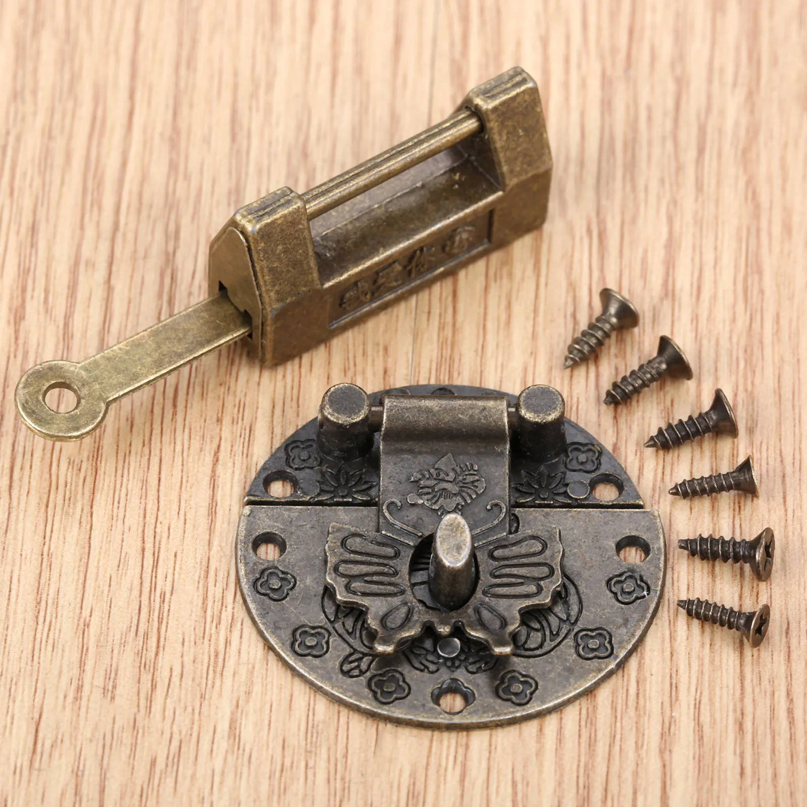 1/set Vintage Antique Iron Jewelry Wooden Box Padlock Chinese Old Brass Padlock for Suitcase Drawer Cabinet Key 33*18mm