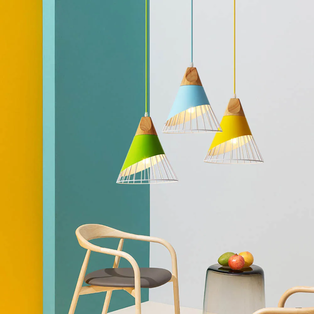 

Modern Nordic Colorful Macaron LED Iron 3 Light Light Kit for Dining Bedrooom Chandelier Light Fixtures Home Decor Night Lamps