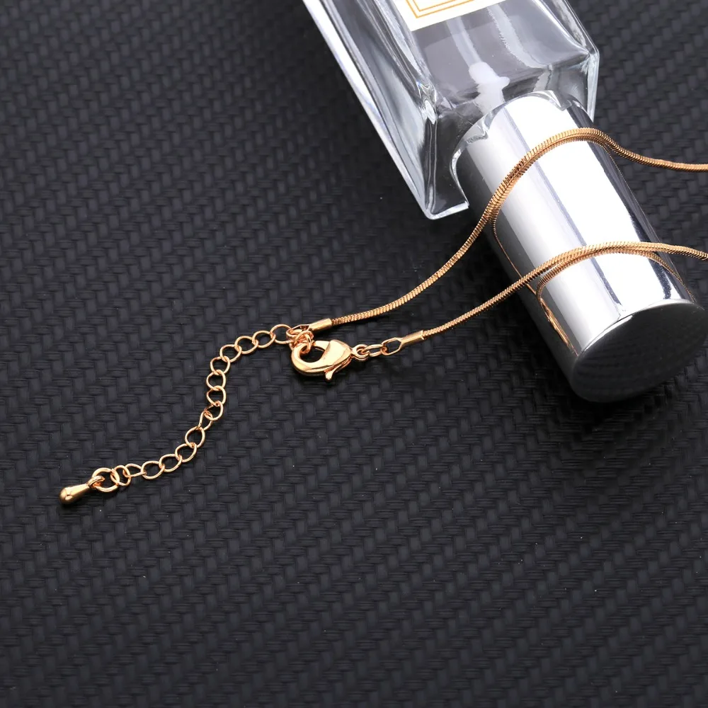 Elegant Cute Fatima Hand Choker Necklace for Women Gold Crystal Hand Charm Necklace Fashion Jewelry 2019 Collier femme Prom Gift