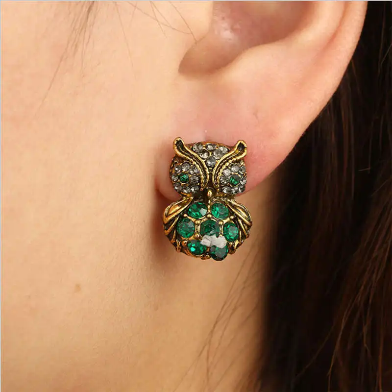

2019 New fashion accessories woman cute green stone-studded owl stud earrings for girl earring clip price wholesale