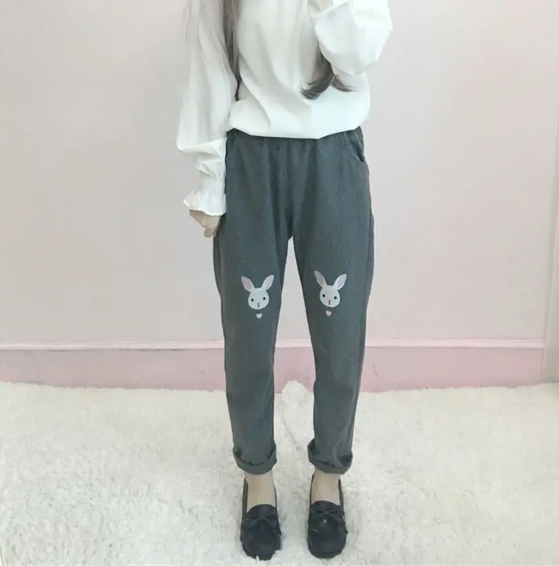 

Autumn And Winter Women's Wear Day Of Soft Sister Cartoon Embroidery Leisure Pants Ulzzang Show Thin 9 Trousers Tide