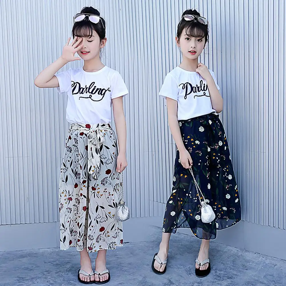 

2pcs/set Girl Beach Suit Summer Short-sleeved T-shirt + Chiffon Wide Leg Trousers