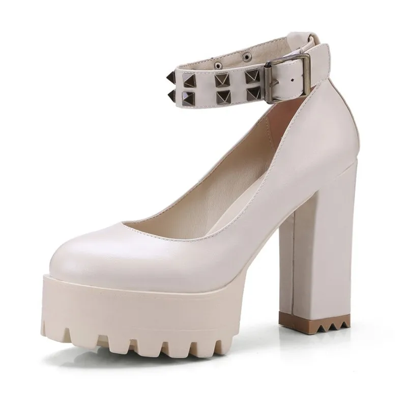 Pxelena/бренд Дизайн блок обувь на высоком каблуке Для женщин на толстой платформе заклепки Ремешок на щиколотке вечерние платье дамы Насосы Демисезонный - Цвет: Бежевый