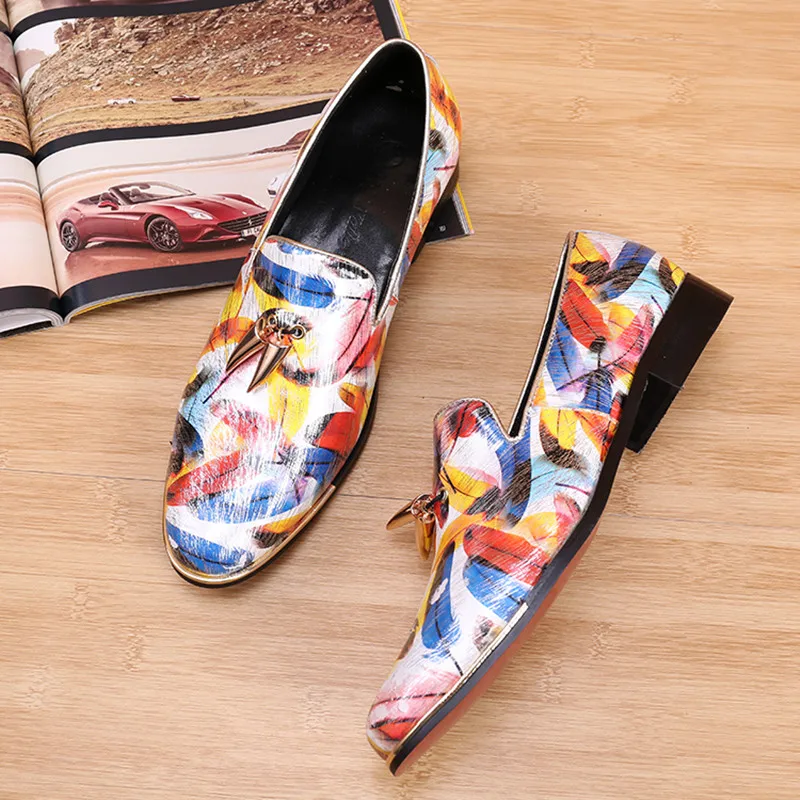 Western Style Colorful Feathers Printing Mens Loafers Hot