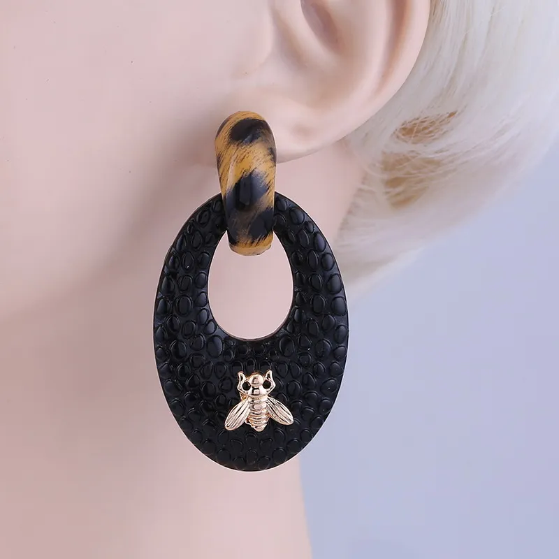 Earrings Tiger Bee