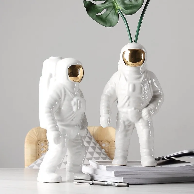 

Ins Nordic Ceramic Astronaut Flower Arrangements Modern Simple Guest Restaurant Vases for Flowers Home Decoration Dropshipping
