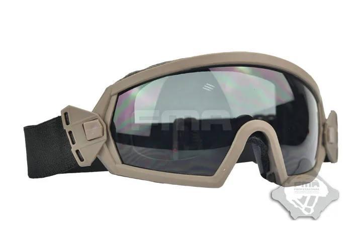 

TBFMA Anti-Fog Wargame Protector Eyewear Airsoft Goggles Safety Windproof Dustproof Hunting Gear With 2Pcs of Lens Free Shipping