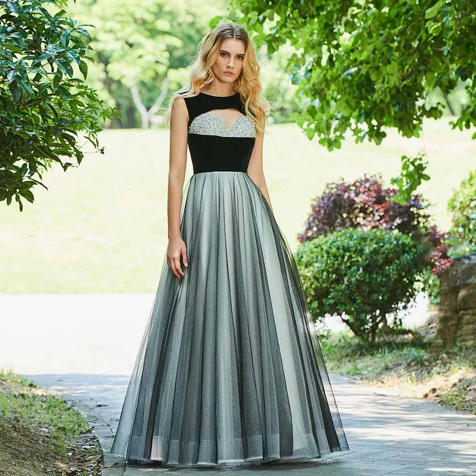 Черное вечернее платье Dressv с глубоким вырезом а-силуэта без рукавов длиной до