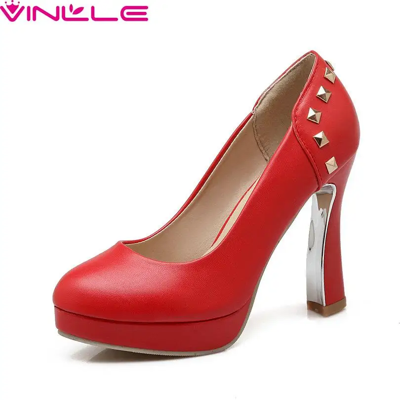 

VINLLE Round Toe Slip On Rivet Miss Shoes,PU leather Hoof Heels Solid Party Spring Autumn Women Sexy Pumps Size 34-43 Red
