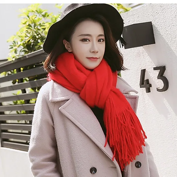 Шарфы женские длинные мягкие кашемировые элегантные шарфы с кисточками простые трендовые толстые теплые студенческие зимние повседневные женские шарфы милые корейские - Цвет: red