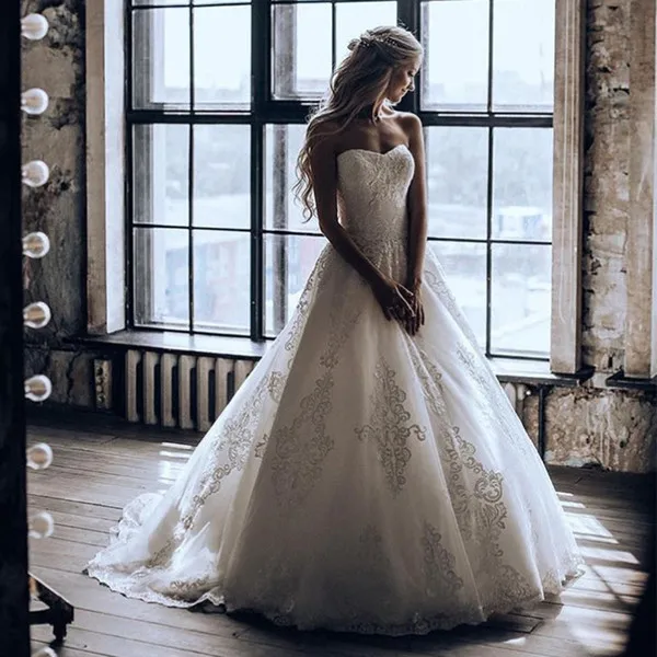 ZH2579Q-New-Luxury-Sweetheart-Strapless-A-line