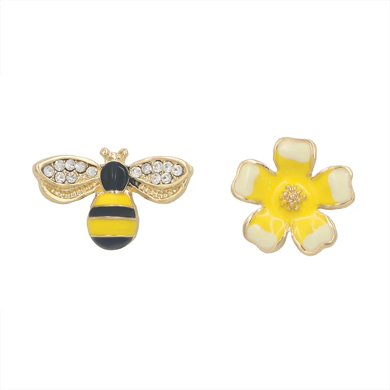 

baiduqiandu One Pair Enamel Temperament Personalized Earrings Asymmetric Flower & Bee Stud Earrings HoneyBee Ear Jewelry