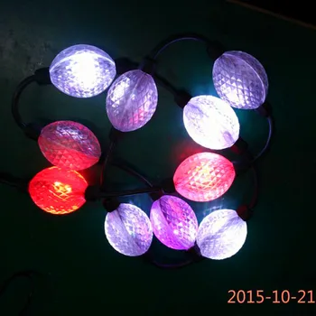 

WS2811 addressable 3D 35mm diameter full color clear ball;DC12V;1.44W;double sided 3pcs 5050 leds each side;40pcs/string;IP54