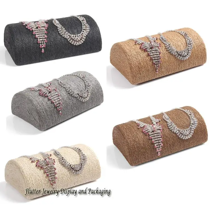 

Hot Sale Winding Line Necklace Display Stand Bracelet Showing Pillow Jewelry Holder Ankle Organizer Showcase