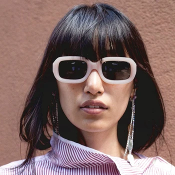 

Luxury Cat Design Retro Women Sunglasses 2019 Red Square Frame Eye Sun Glasses Shades for Women Gothic Vintage Sunglasses Women