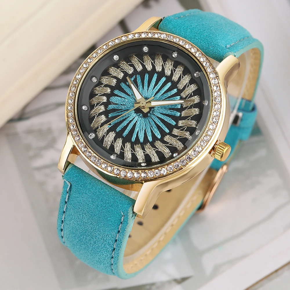 women watch (43)