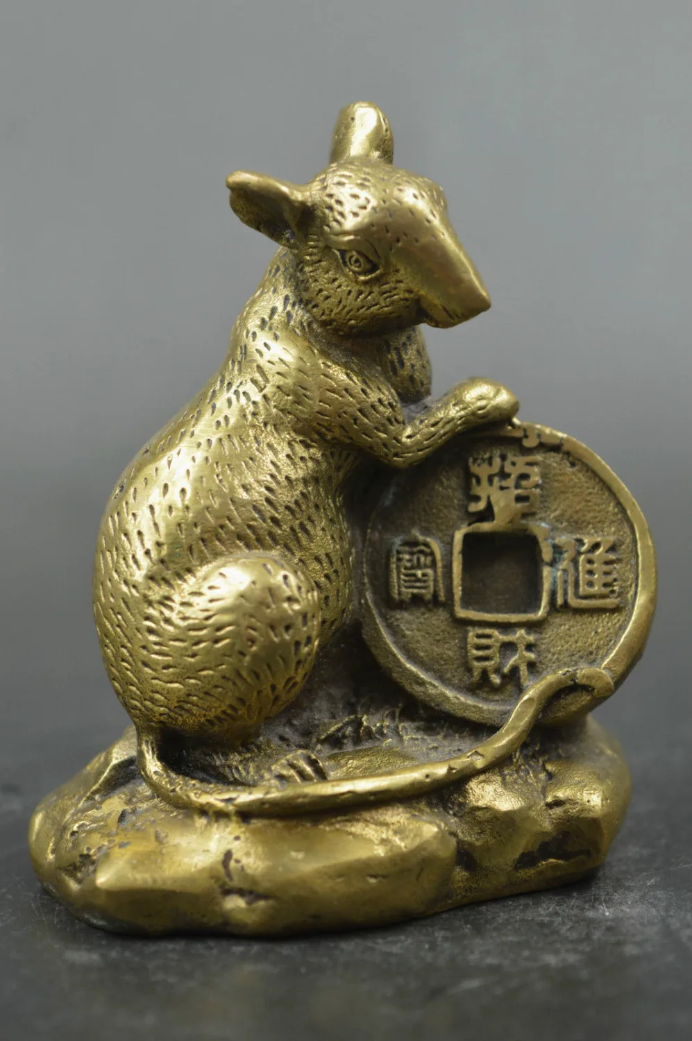 

Handwork Collection brass Carve Lovely Vivid Mice Hold Wealth Auspicious Statue