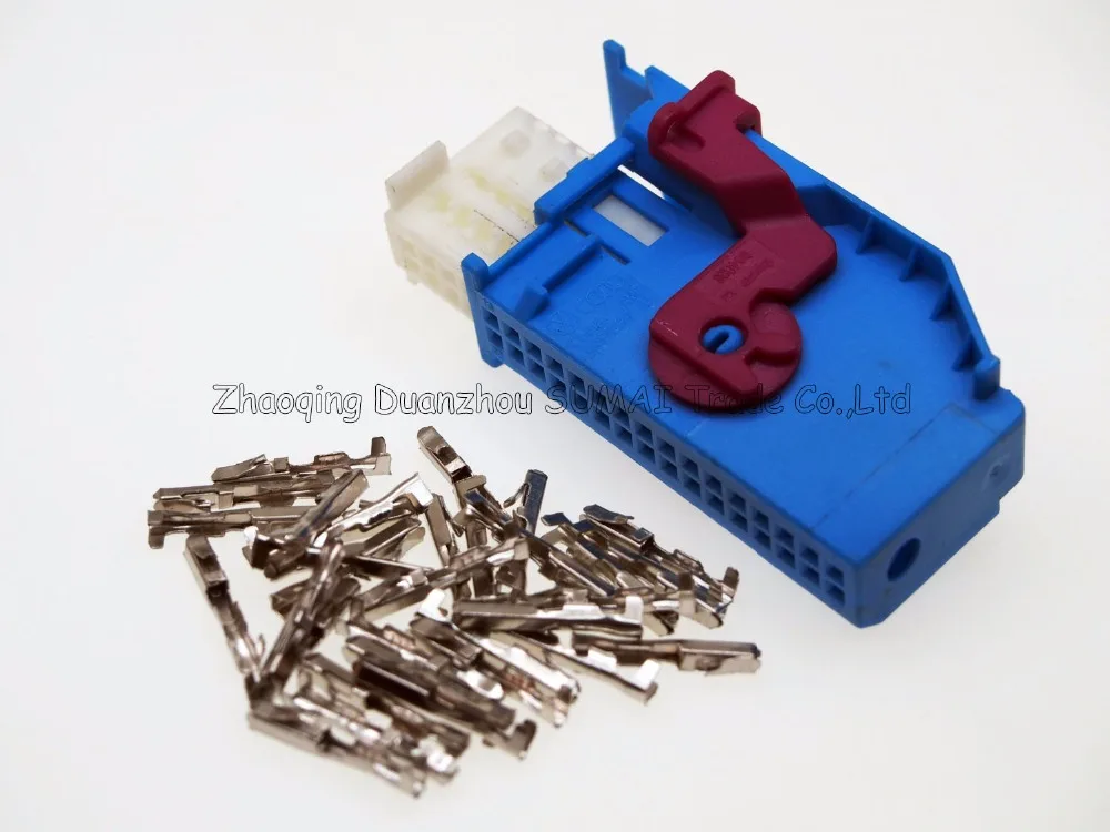 4 шт. 32 Pin/way 1J0 972 977 D штекер инструмента B5 автоматический модифицированный